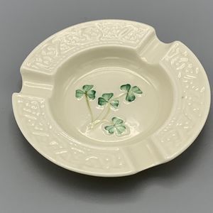 Belleek Ireland Bone China Ashtray Clover Shamrock Irish Pottery Round 7th Mark